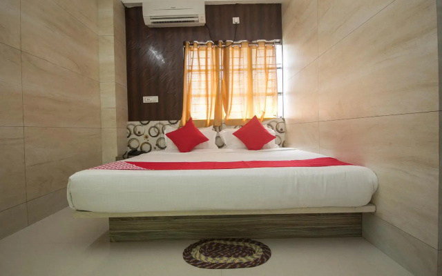 OYO 14795 Hotel Priyanshu