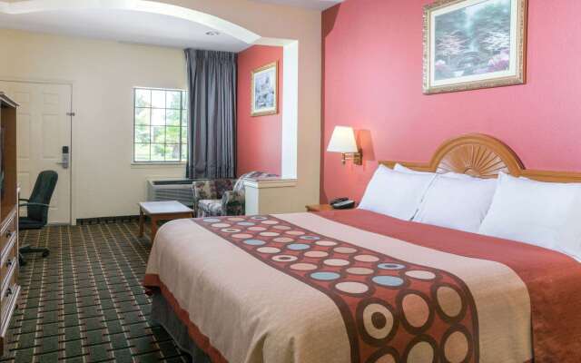 Super 8 by Wyndham Stafford Sugarland Area
