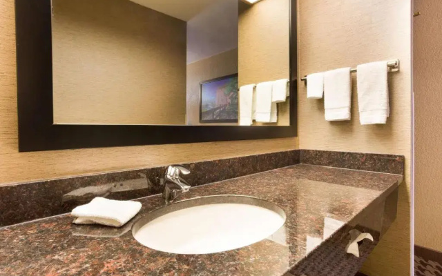 Drury Inn & Suites Jackson MO