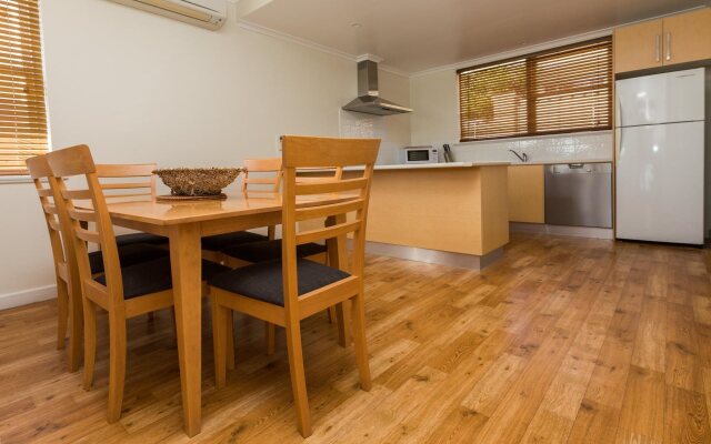 Bay 10 Accommodation