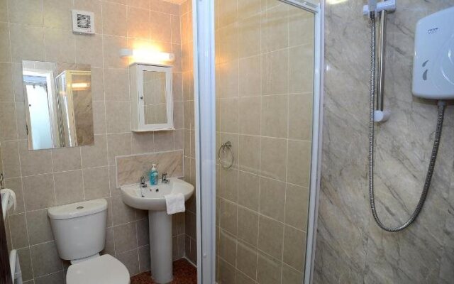 Lynmoore Guest House - BB