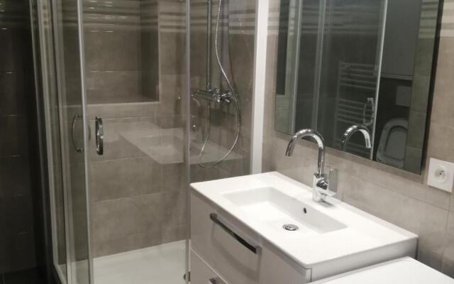 Appartement Aix-les-Bains, 1 pièce, 2 personnes - FR-1-617-3