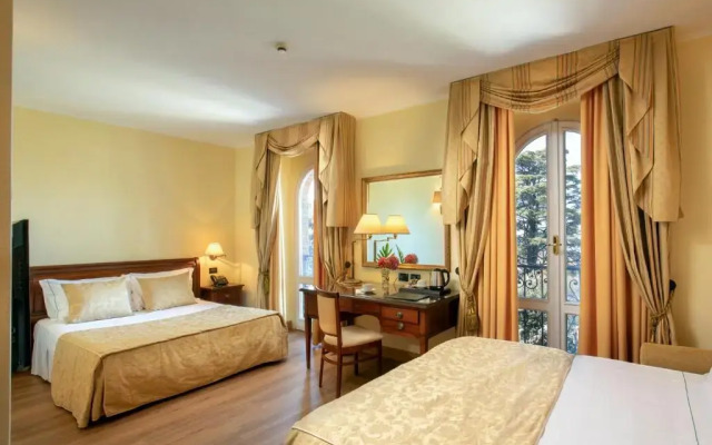 Hotel Verdeborgo