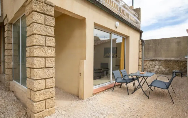 Villa de 200 m2 avec piscine proche du centre-ville
