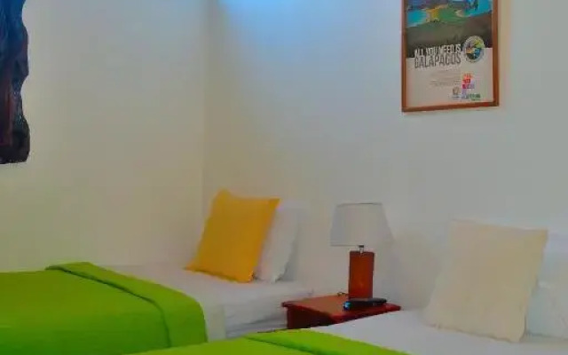 Tintorera Guest House