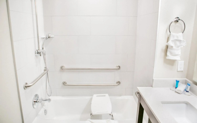 Hotel Siri Downtown - Paso Robles