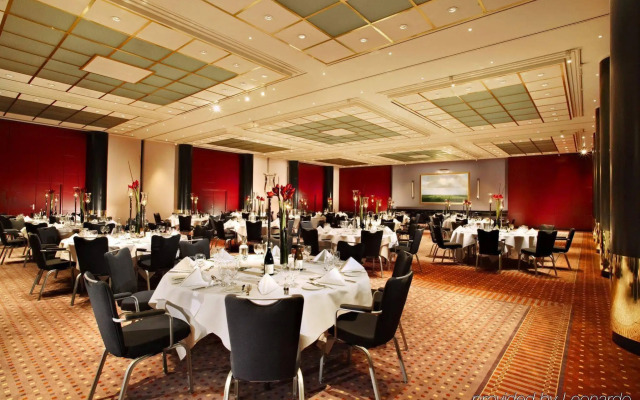 Sheraton Amsterdam Airport Hotel and Conference Center