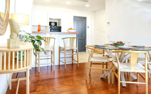 Ria Formosa Vista Duplex Charm in Downtown Faro