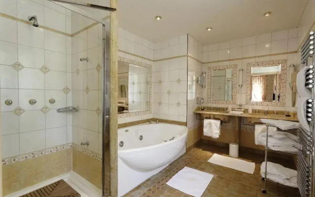 Hôtellerie du Bas-Bréau