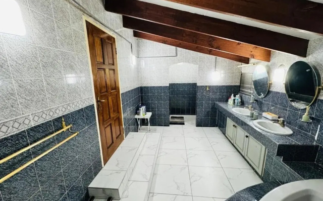 Villa Picasso - 2 Bed Villa