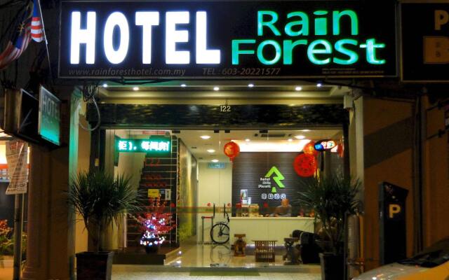 Rain Forest Hotel