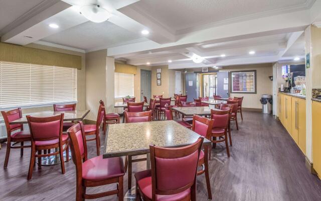 Quality Inn & Suites Corinth West