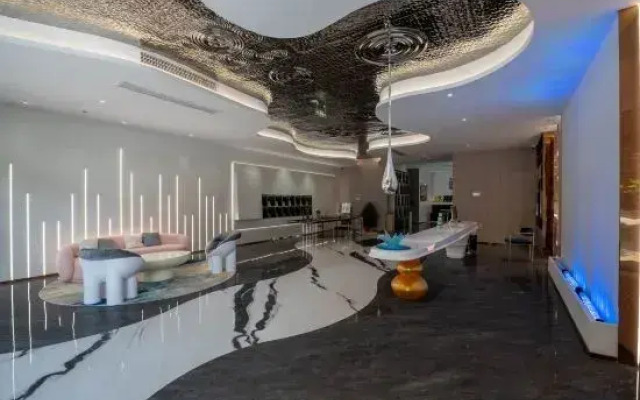 Ouyue Yuerongshe Feiyi Art Hotel (Wutian Old Street Branch)