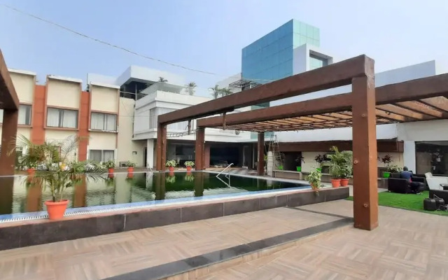 Sparsh Hotel & Resort