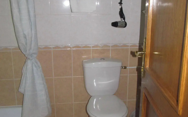 Zimbru Hotel