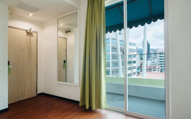 Yan Hotel