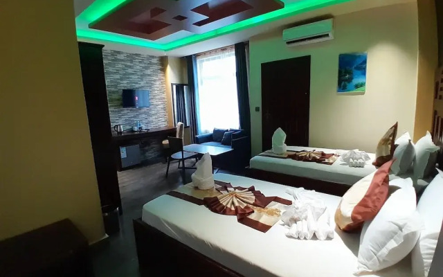 Mazola Diamond Hotel
