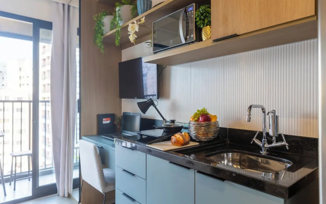 Estúdios com AC e Varanda na Bela Vista