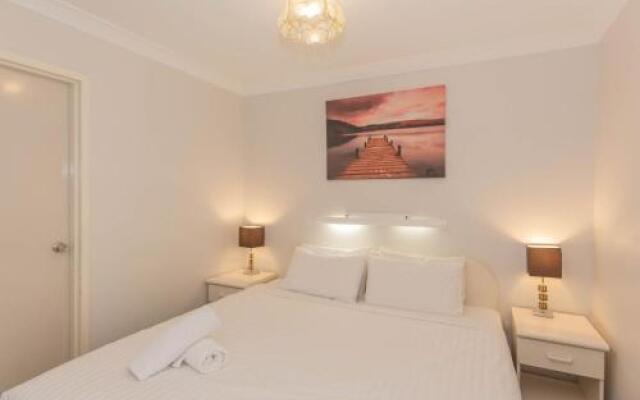 Horizons 417/10 Kosciuszko Road