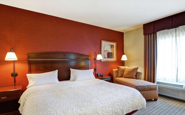 Hampton Inn & Suites Peoria at Grand Prairie, IL