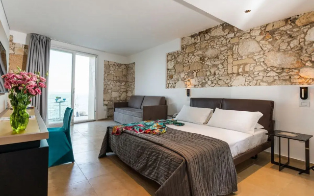 Re Dionisio Luxury Suites