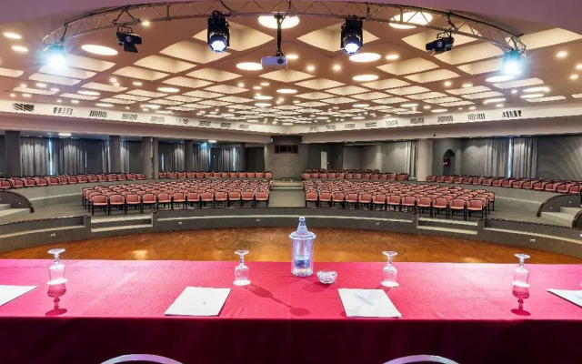 Saracen Sands Hotel & Congress Centre
