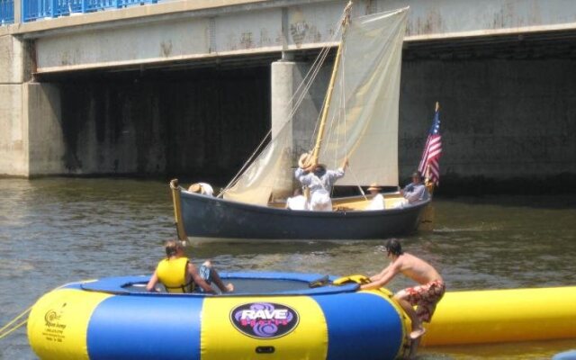 Edgewater Resorts - Edgewater Cottages