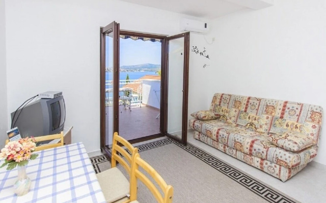 Milans - 25m From the Beach - A4