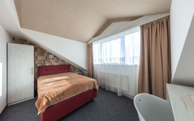 Grand Petit Hotel ex Shato Gesson
