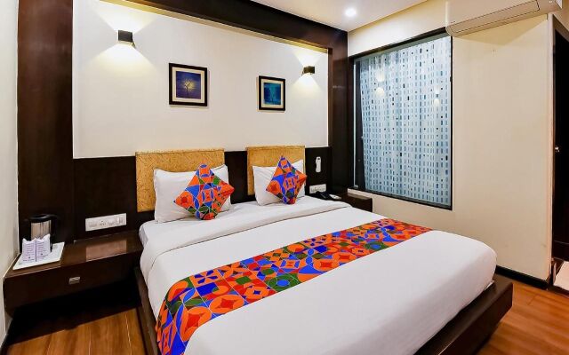 Hotel Royal Landmark