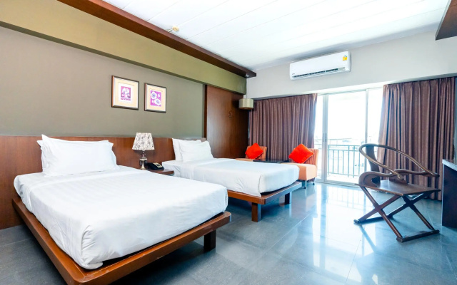 Bonito Chinos Hotel