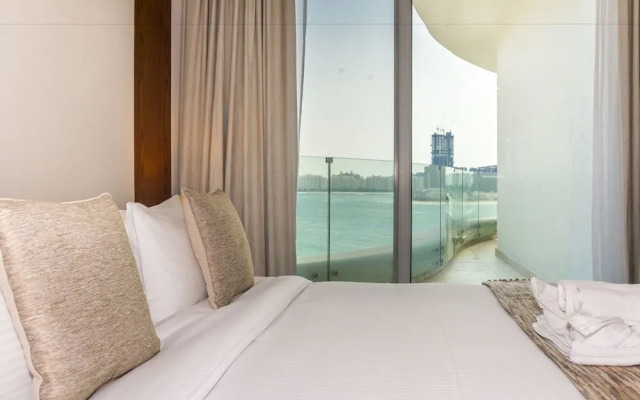 Airbetter- Dubai Palm Royal Bay Sea view