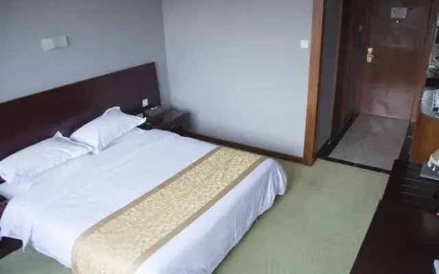 Zichen Hotel