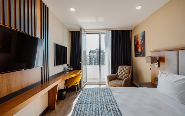 Best Western Plus Batumi - Image 4