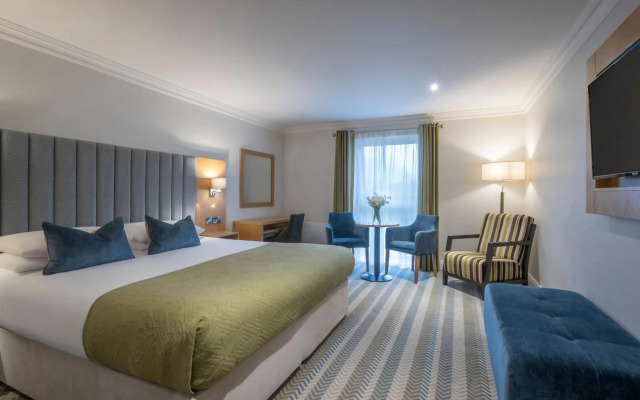 Killarney Heights Hotel