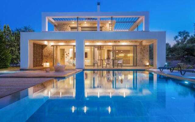 Villa Azimut 2 by Villa Plus