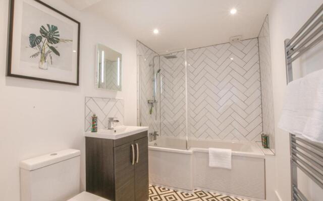 7 Old Grammar School, Leiston