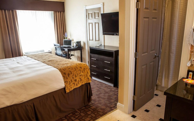 Marinwood Inn & Suites