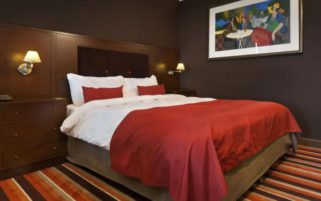 Отель Plaza Premium Grand Winston