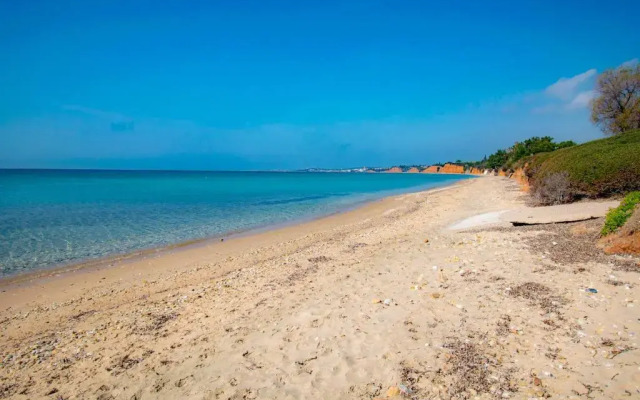 Coel Luxury Suites by TravelPro Services - Potidea Halkidiki