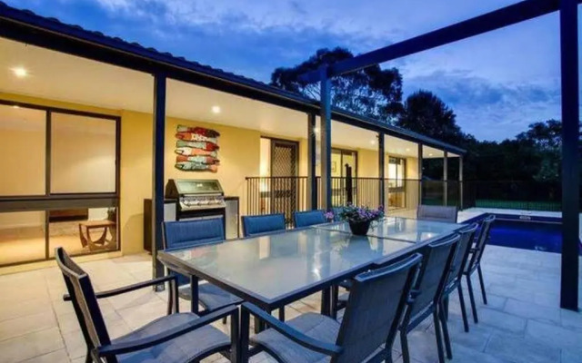 Charmes, paradise by the shore