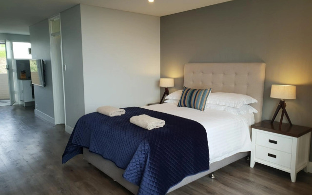 The Leonardo has 180 degree ocean views