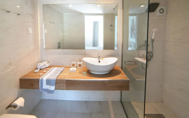 Mirsini Studios & Apartments