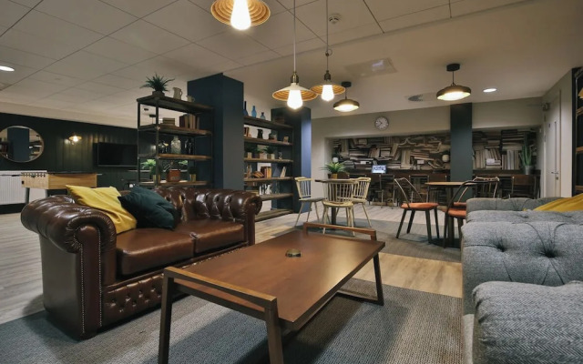 Student Only George Street