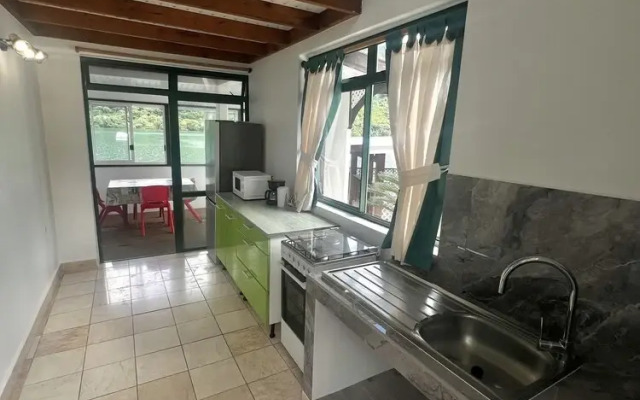 Tiare - Faaroa Bay Villa