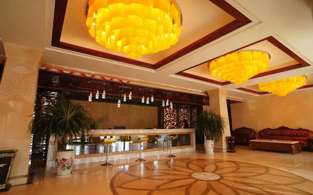 Sunshine Holiday Hotel