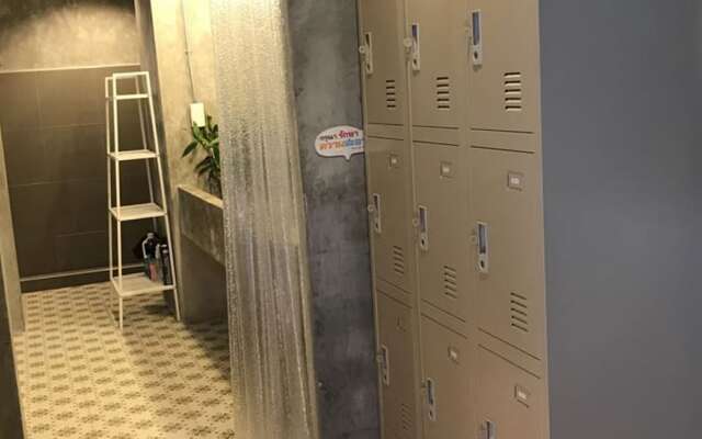 La Moon Hostel