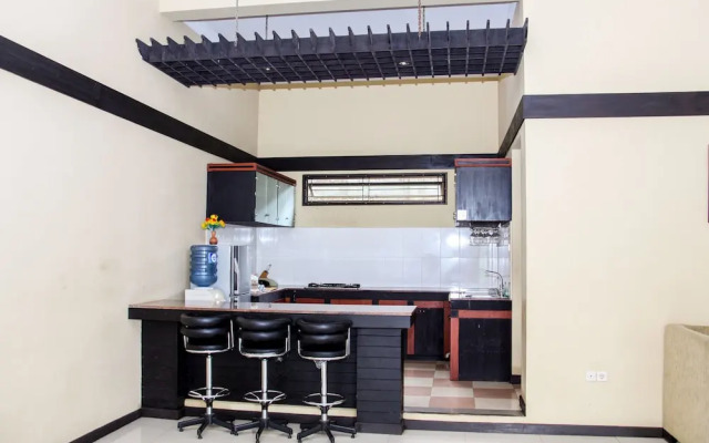 Aldeoz Ciater Cikole Villa Subang
