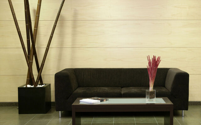 B&B Madrid Aeropuerto T1 T2 T3