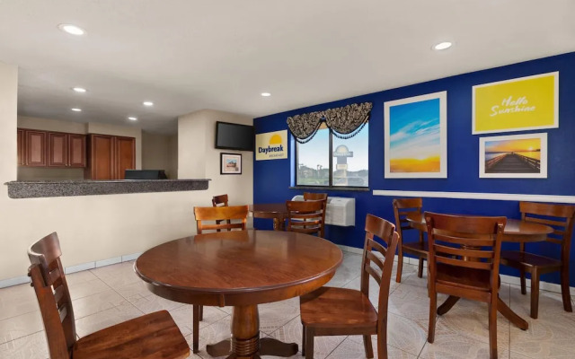 Days Inn Orange Park/Jacksonville